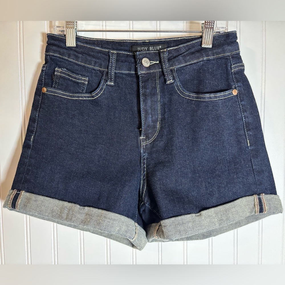 Women's Judy Blue Denim Cuffed Shorts Size Small